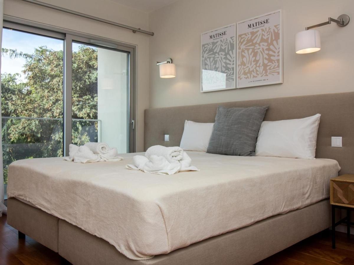Green C Apartment - Luxurious & Playground & Garage アルブフェイラ エクステリア 写真