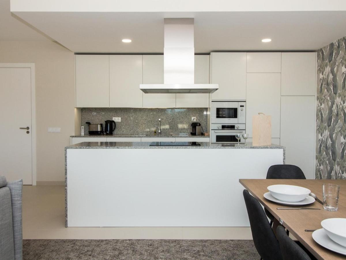 Green C Apartment - Luxurious & Playground & Garage アルブフェイラ エクステリア 写真